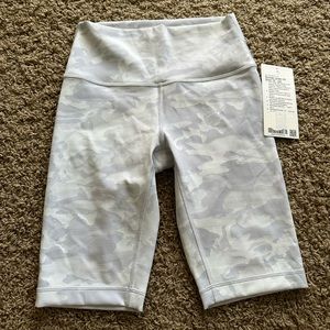 NWT Lululemon Wunder Under HR Short 10” Jacuard